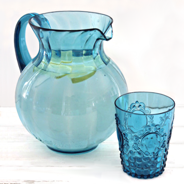 Elegant Acrylic Jugs - Image 2