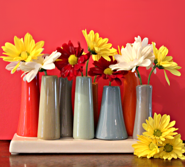 Well-Grouped Cluster Vase - Image 2