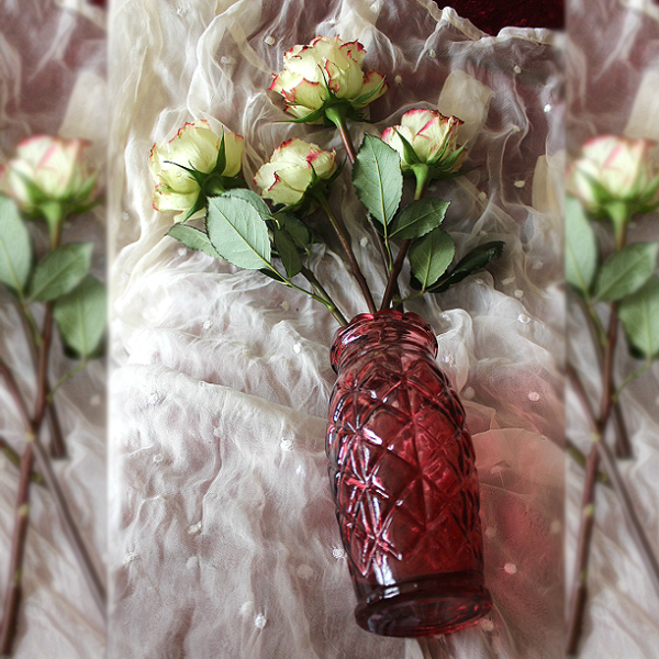 Glass Embossed Vase - Image 2